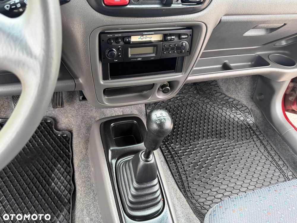 Suzuki Ignis - 33