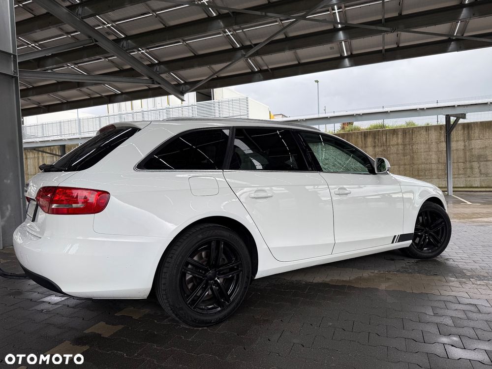 Audi A4 Avant 2.0 TDI DPF Attraction - 16