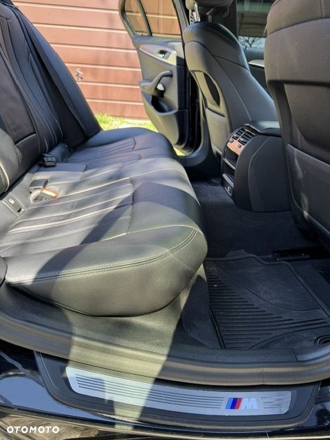 BMW Seria 5 520d M Sport Edition - 16
