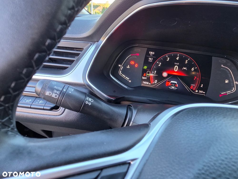 Renault Captur - 27