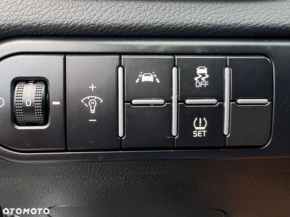 Kia XCeed 1.5 T-GDI M - 20