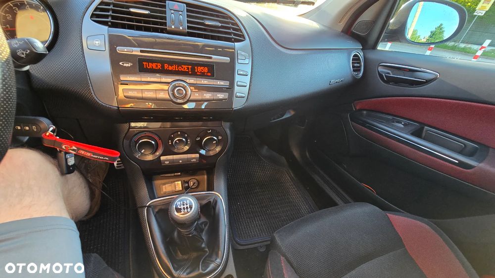 Fiat Bravo 1.4 T-JET 16V Dynamic - 17
