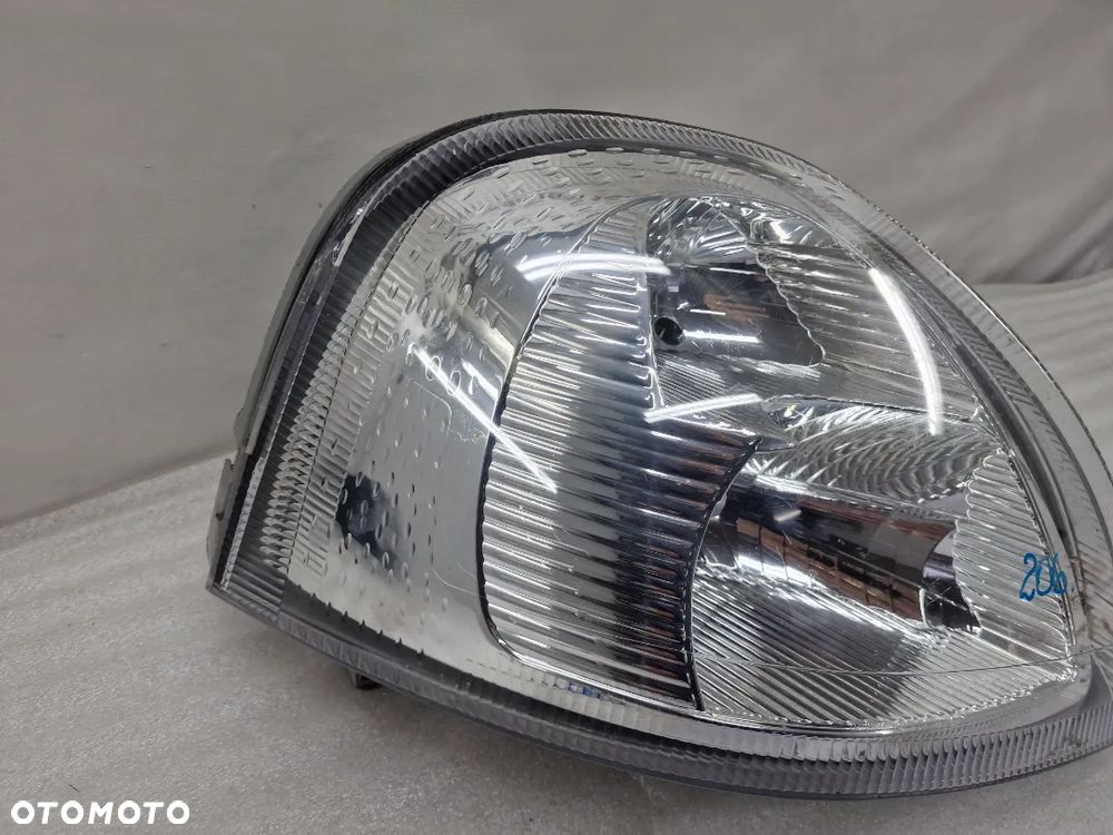 RENAULT MASTER II / OPEL MOVANO 00-06 PRAWA LAMPA PRZEDNIA PRZÓD , NR AUKCJI LL206 - 2
