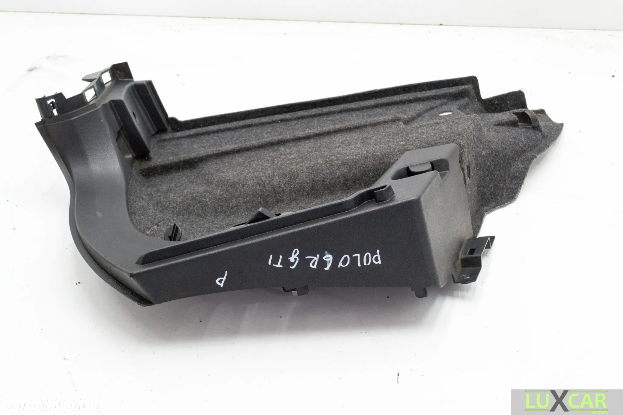 VW POLO 6R GTI BOCZEK TAPICERKA BAGAŻNIKA 6R6867761E 6R6867762H GORLICE - 11