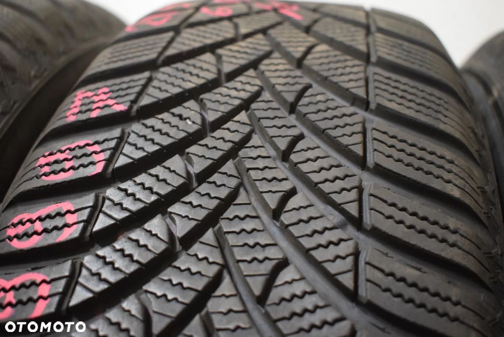 R16 215/65 Semperit Speed-Grip 5 Cena za komplet - 4