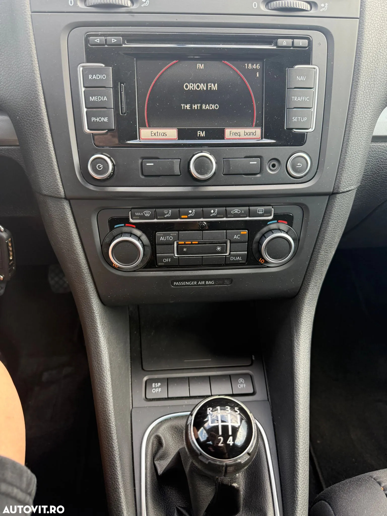 Volkswagen Golf 1.6 TDI BlueMotion Technology Comfortline - 7