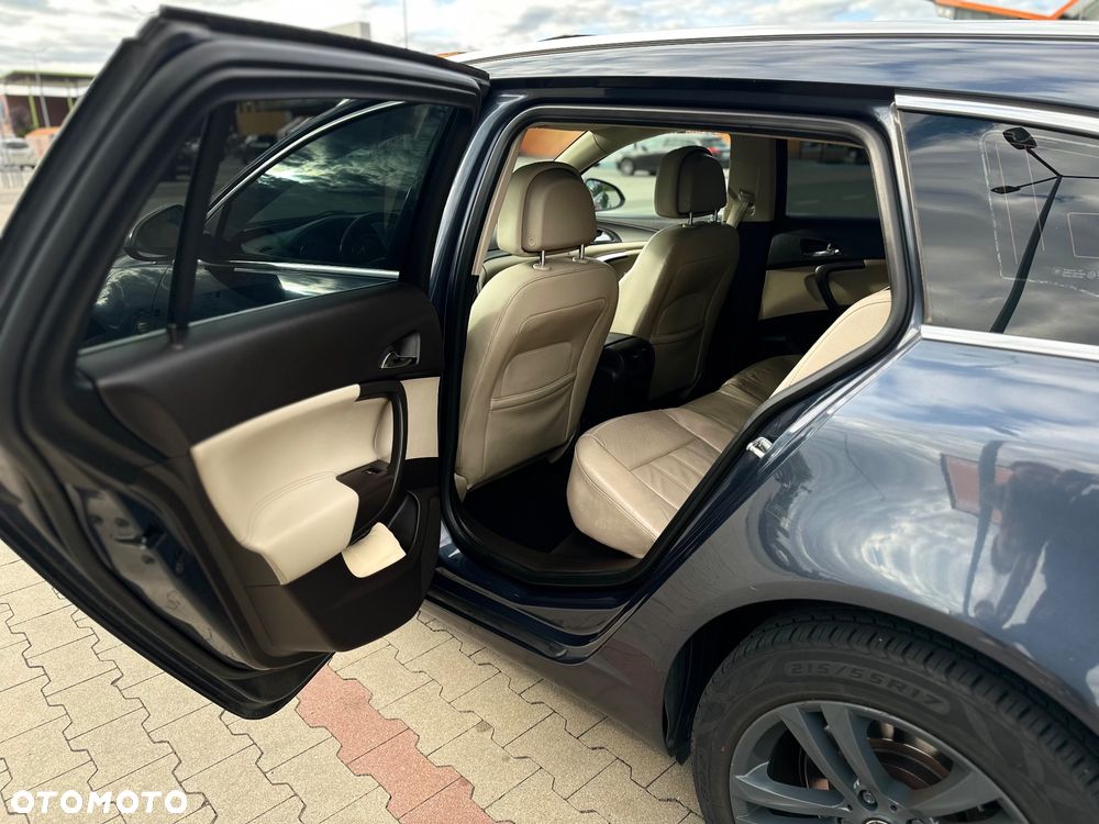 Opel Insignia 2.0 T Cosmo 4x4 - 25