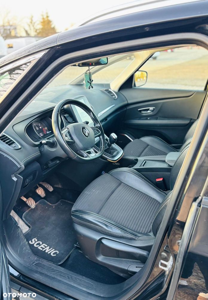 Renault Scenic 1.5 dCi Intens - 12