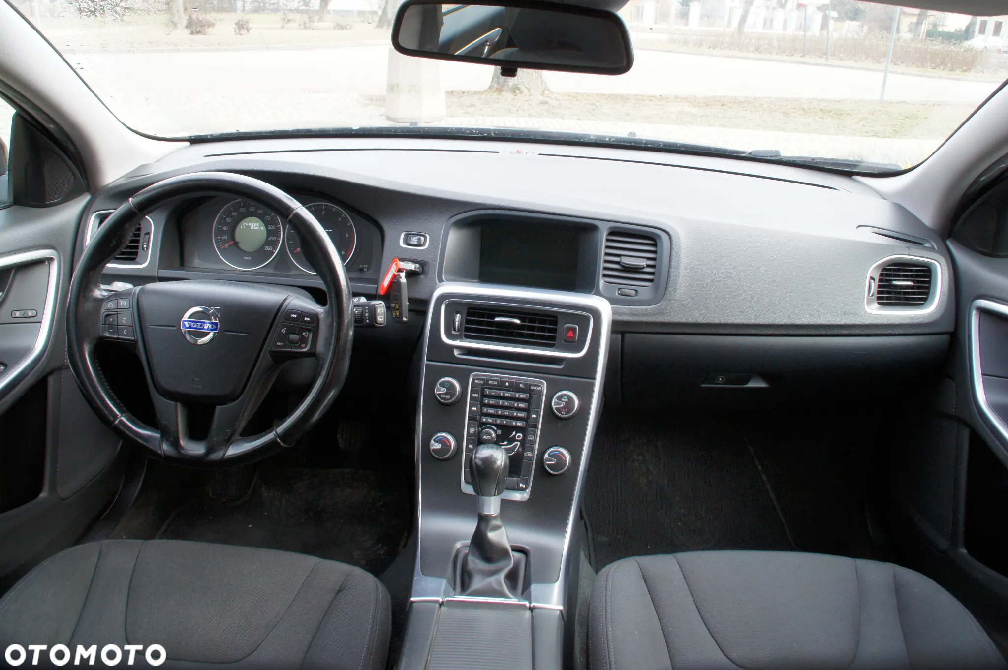 Volvo V60 D2 - 25