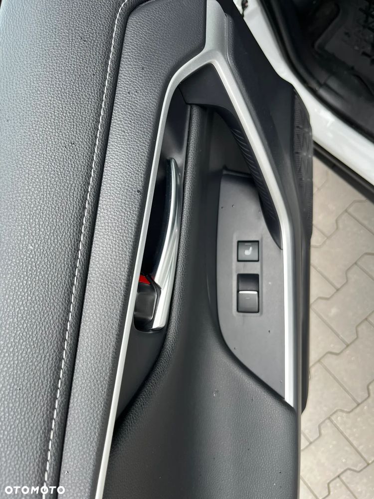 Toyota RAV4 2.5 Hybrid Executive 4x4 - 30