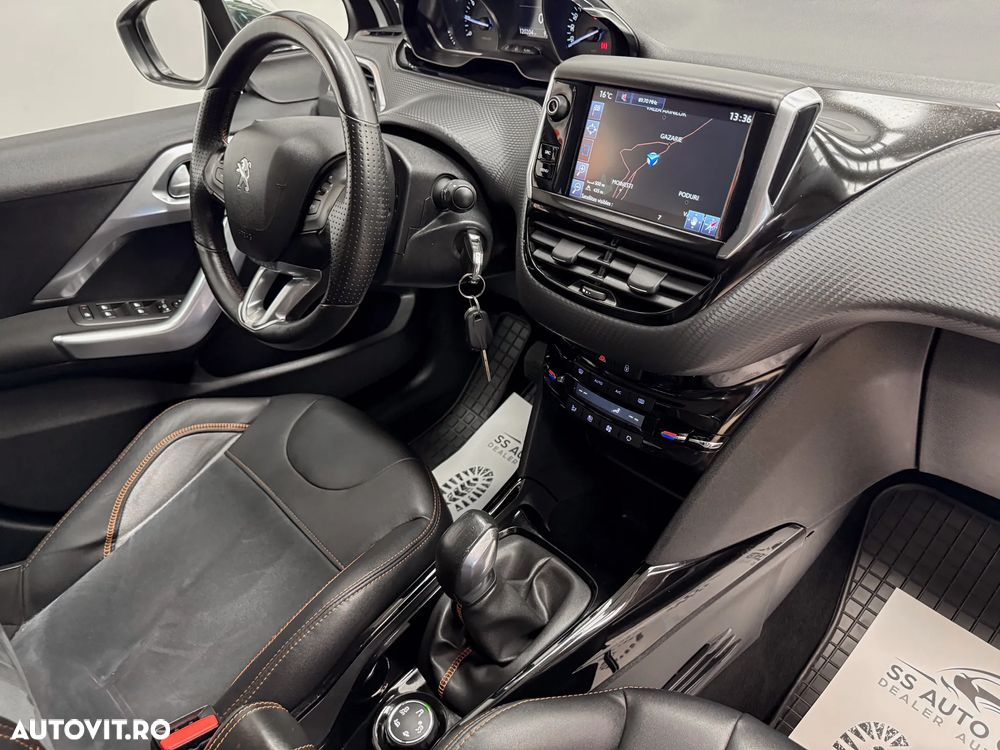 Peugeot 2008 PureTech 110 Stop&Start Crossway - 15