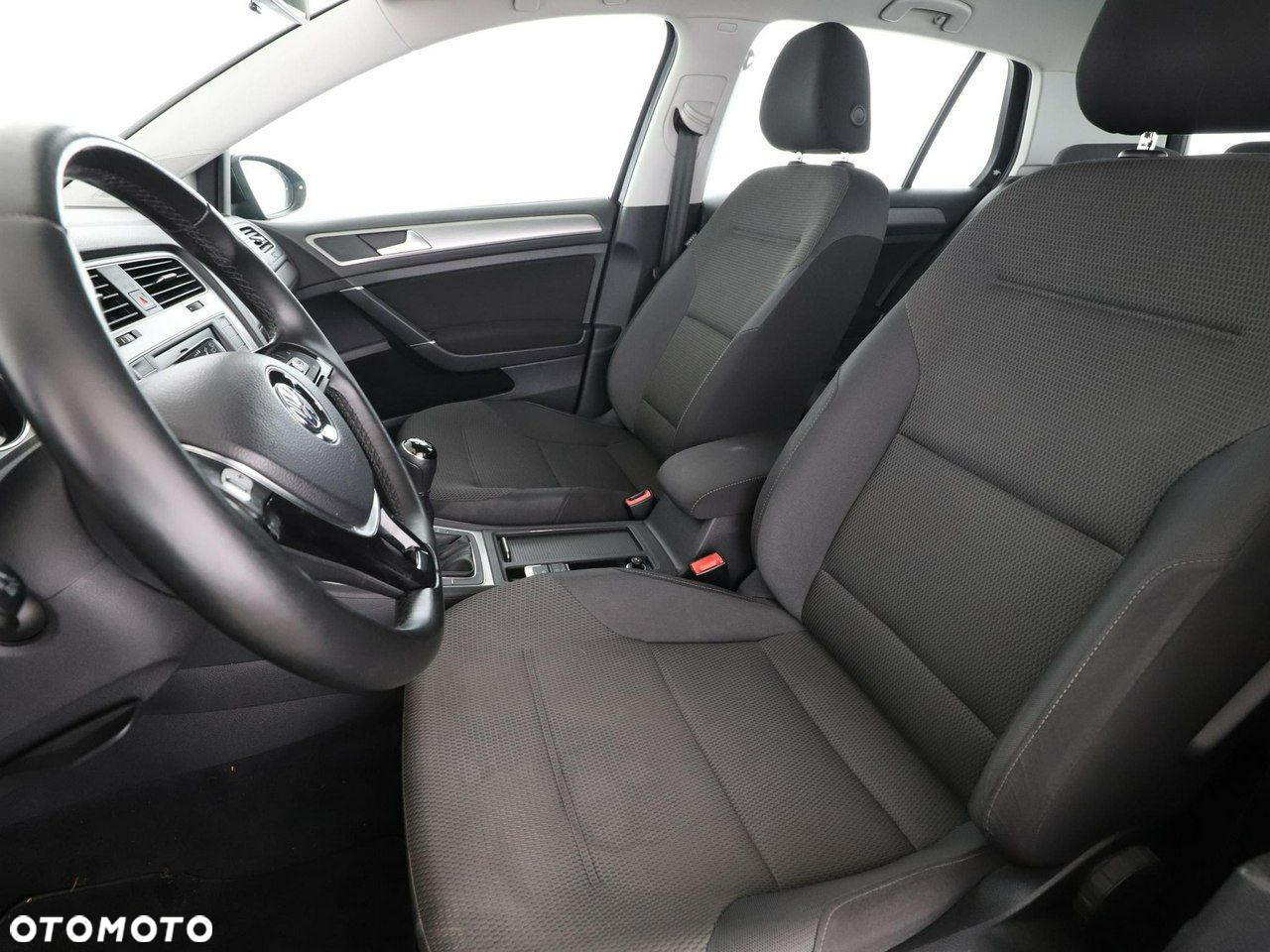 Volkswagen Golf 1.6 TDI 4Motion BlueMotion Technology Comfortline - 13