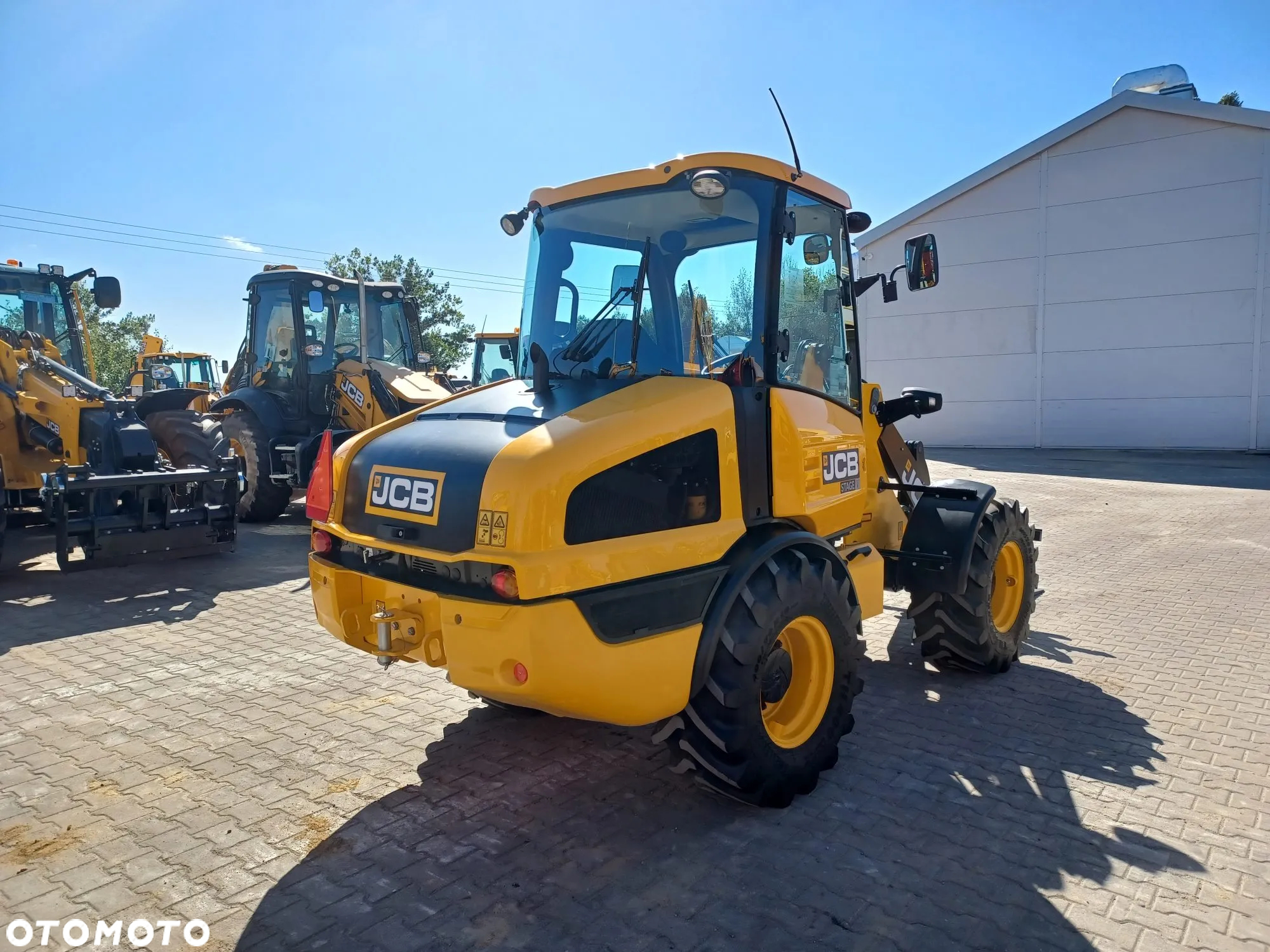 JCB 406 - 6