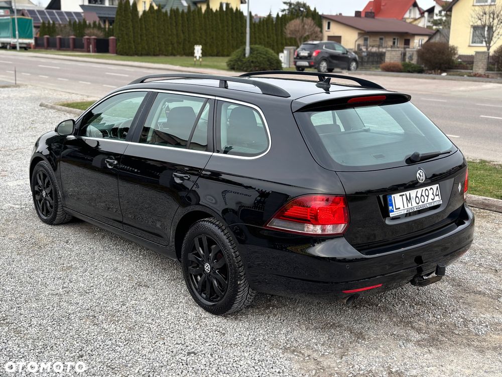 Volkswagen Golf - 21