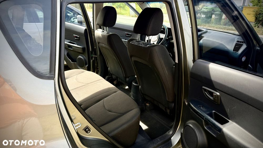 Kia Soul 1.6 L - 5