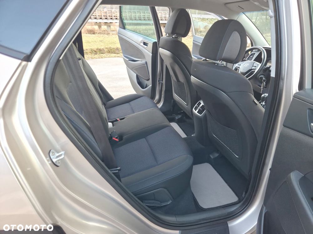Hyundai Tucson - 16