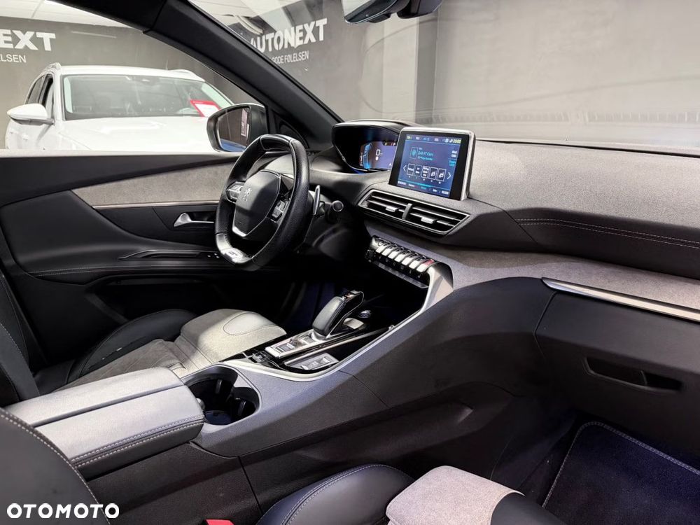 Peugeot 3008 1.6 PureTech Hybrid4 PHEV GT S&S EAT8 - 14