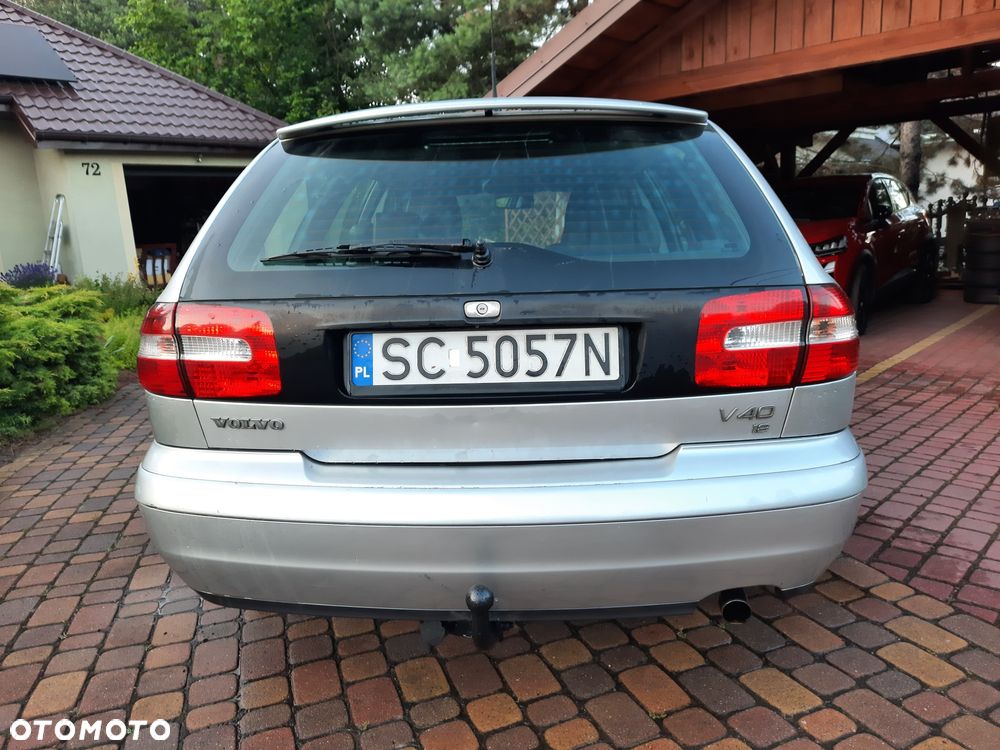 Volvo V40 - 2