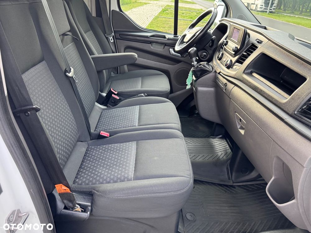 Ford TRANSIT CUSTOM - 30