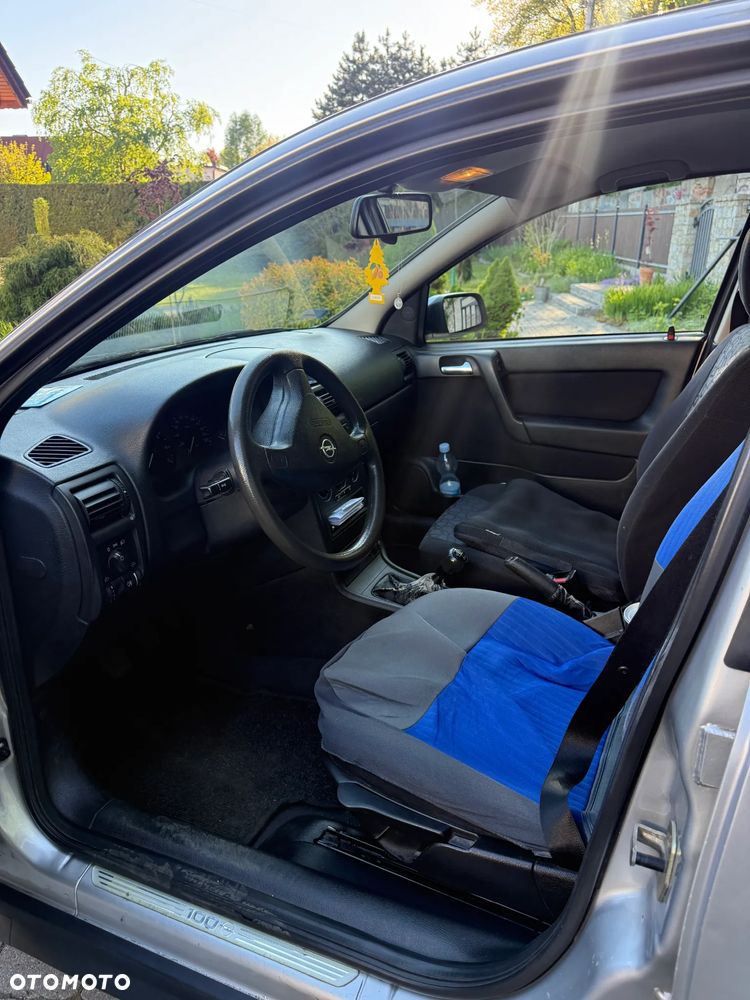 Opel Astra 1.6 CD - 5