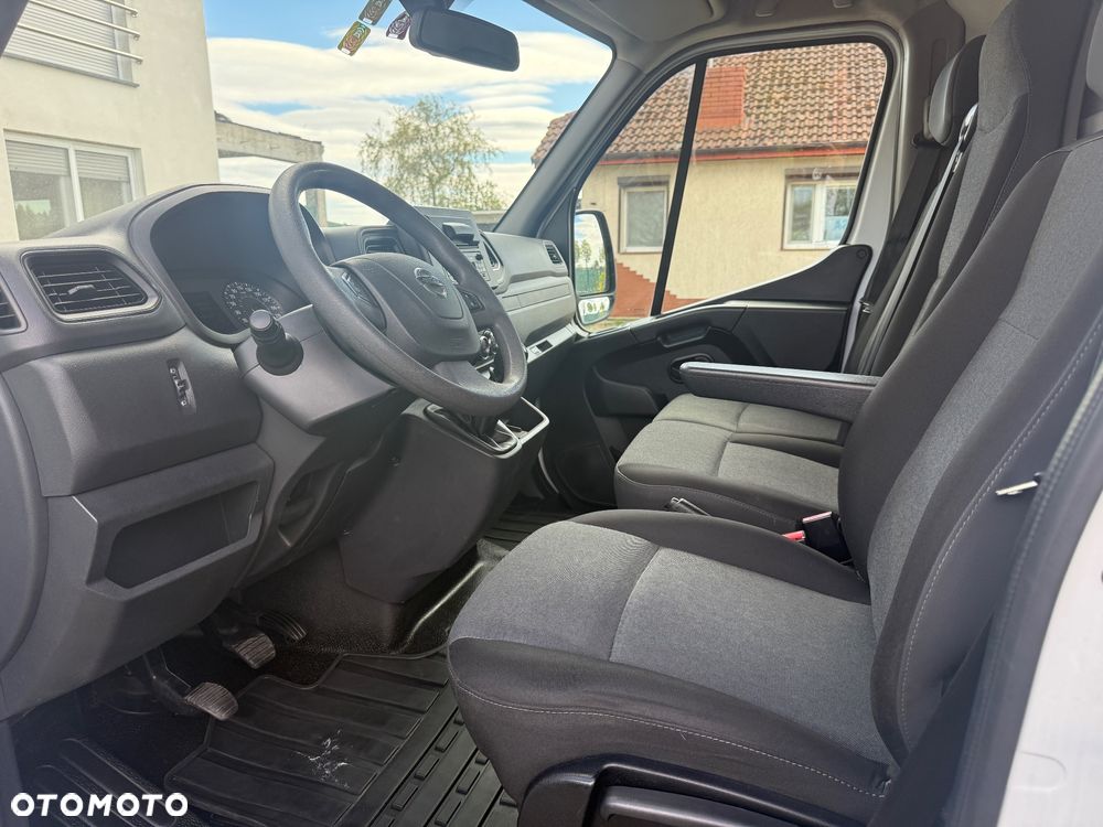 Nissan NV400 - 20