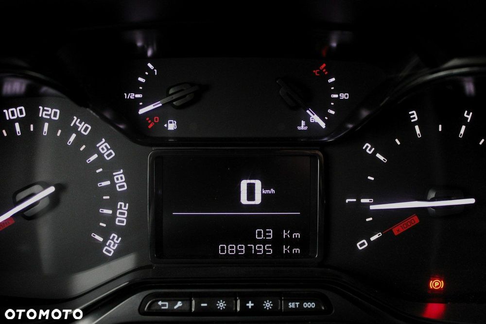 Toyota Proace City - 15