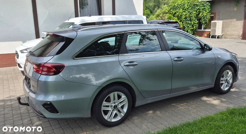Kia Ceed 1.6 CRDi DCT Vision - 5