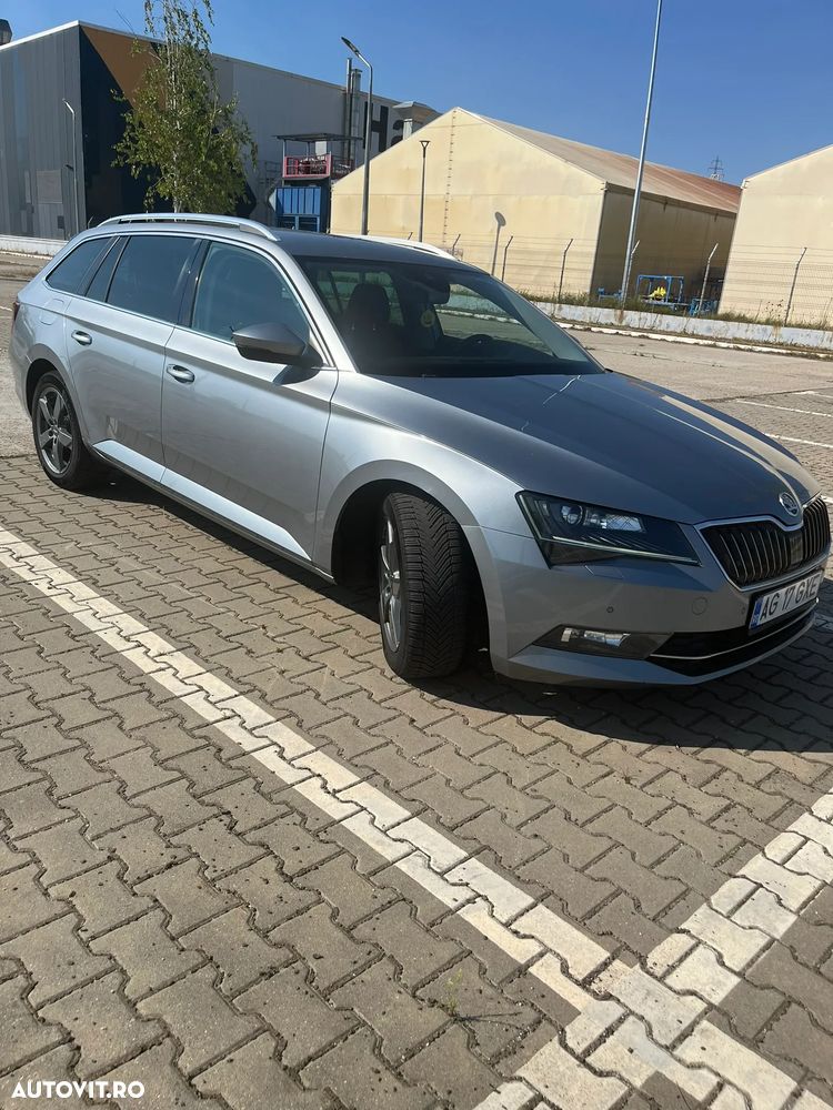Skoda Superb 2.0 TDI DSG Style - 10