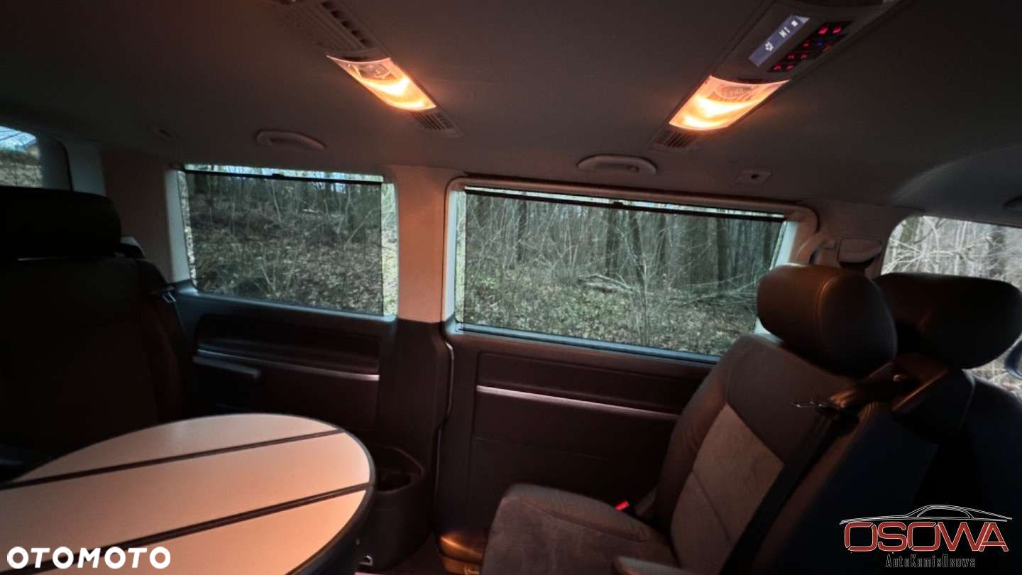 Volkswagen Multivan - 15