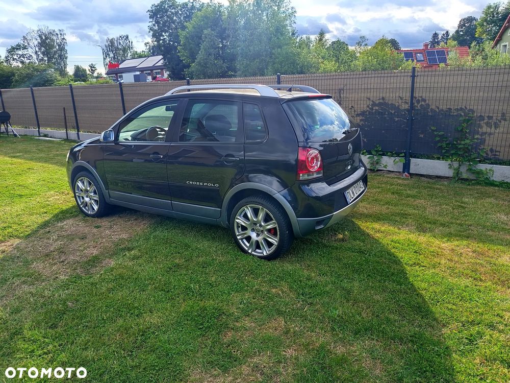 Volkswagen Polo Cross - 10
