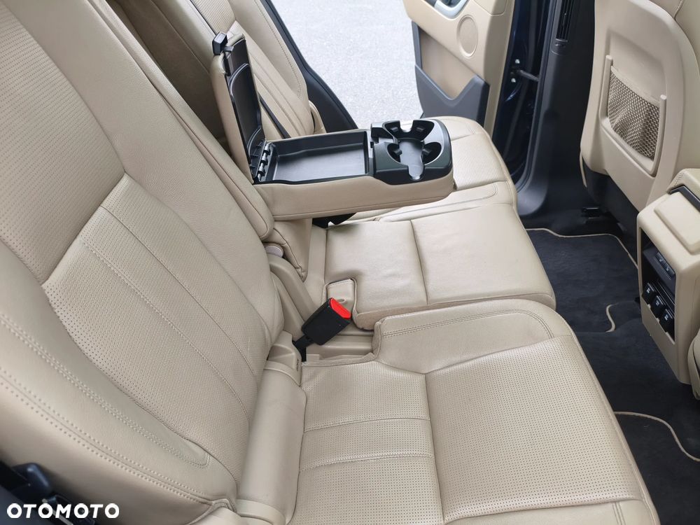Land Rover Discovery Sport - 36