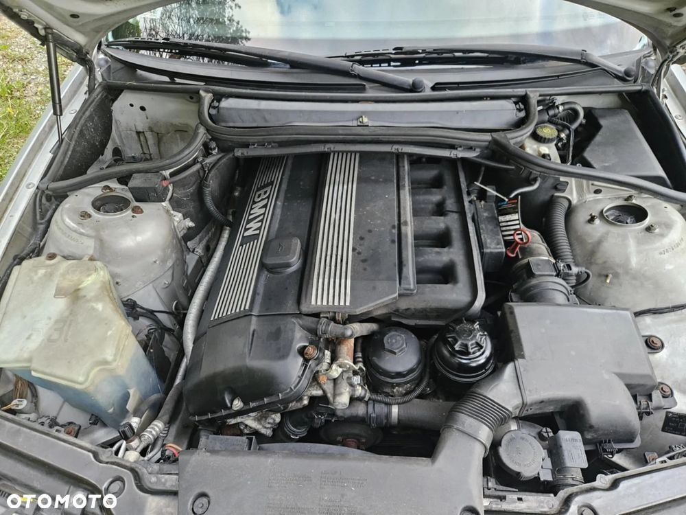BMW Seria 3 - 8