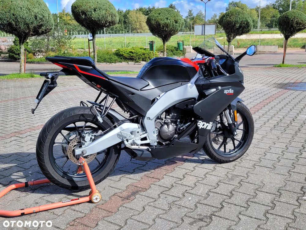 Aprilia RS - 8