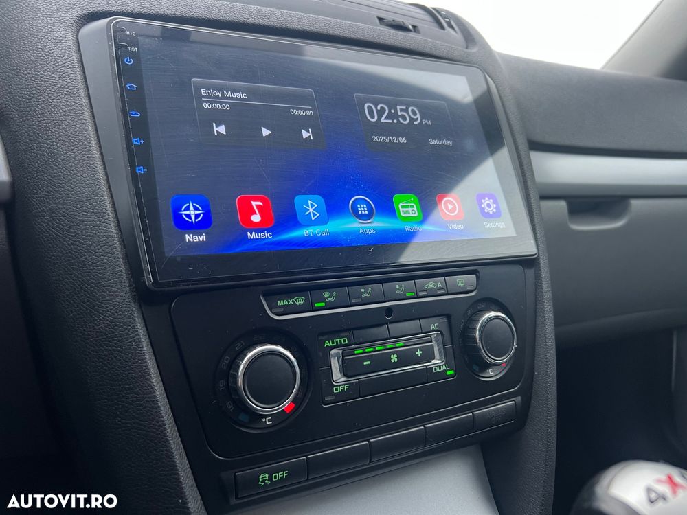 Skoda Octavia Combi 1.6 TDI DPF 4x4 Ambition - 21