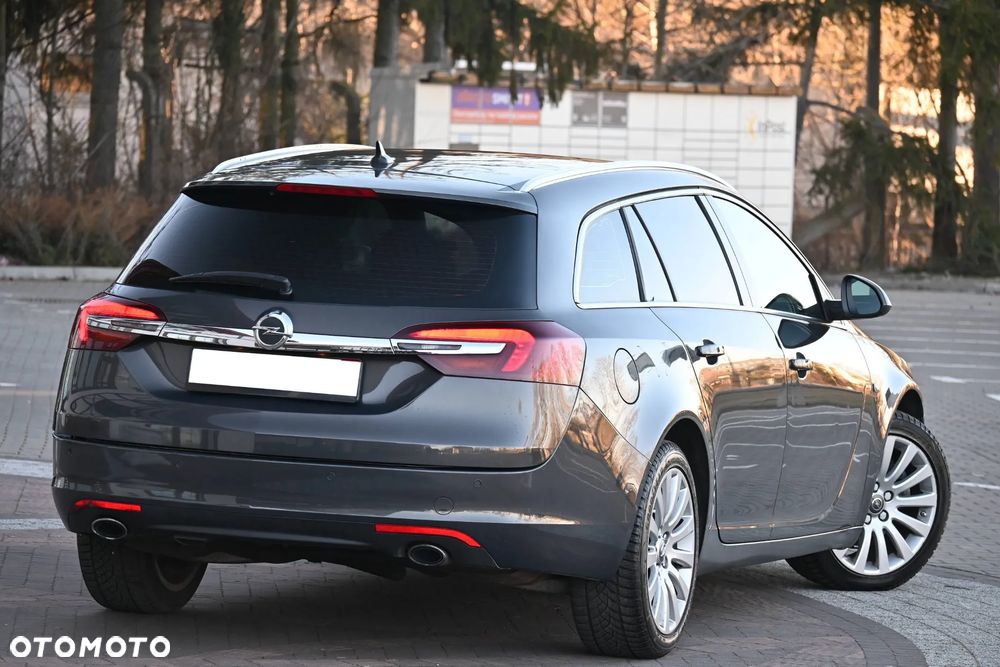 Opel Insignia - 12