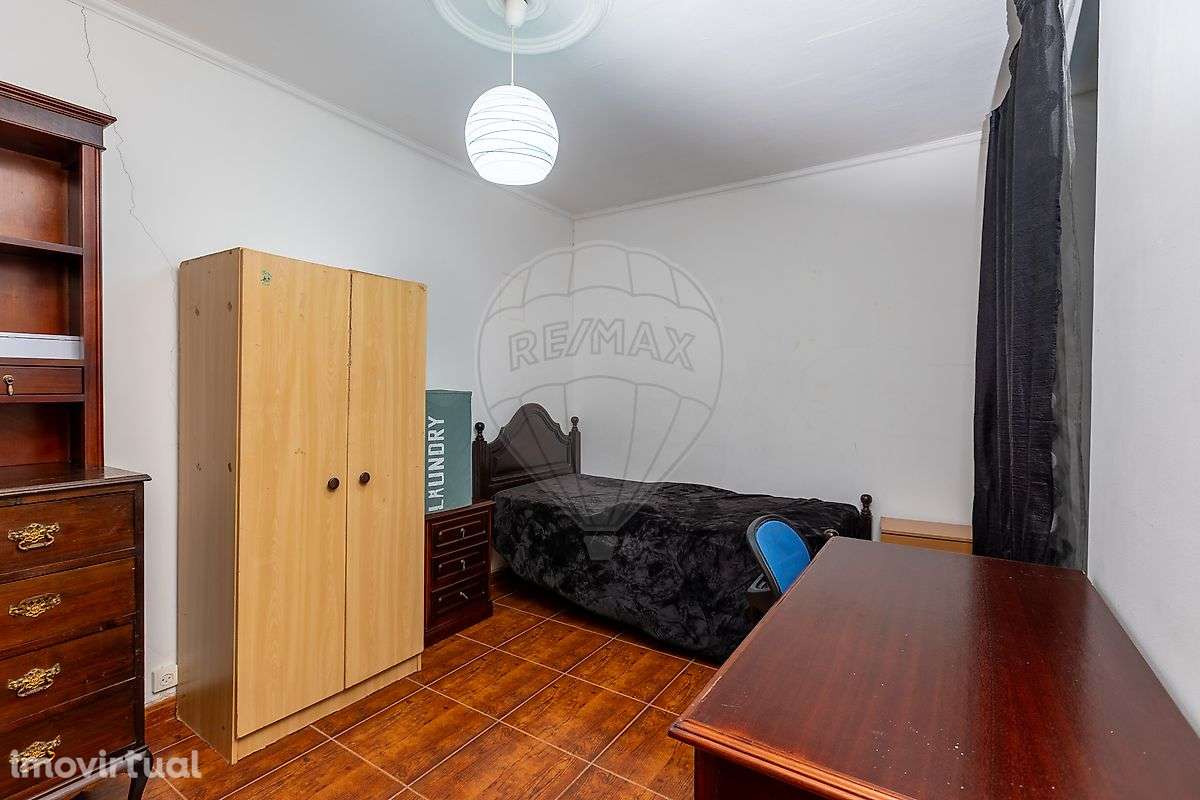 Moradia T5 para venda - Grande imagem: 2/17