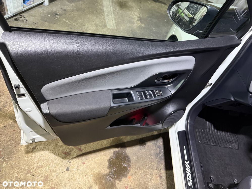 Toyota Yaris 1.5 Selection CVT - 7