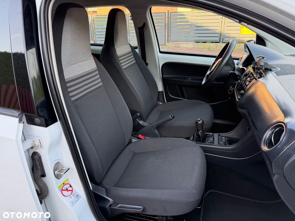 Volkswagen up! white style - 39
