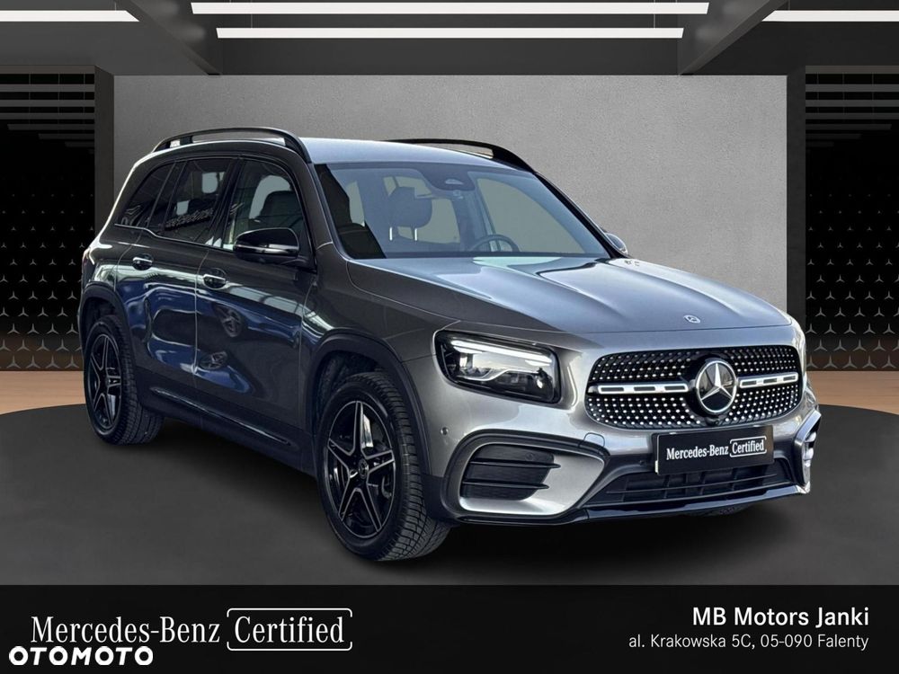 Mercedes-Benz GLB - 8