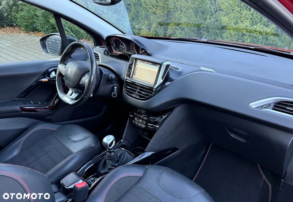 Peugeot 2008 1.6 BlueHDi Allure - 16