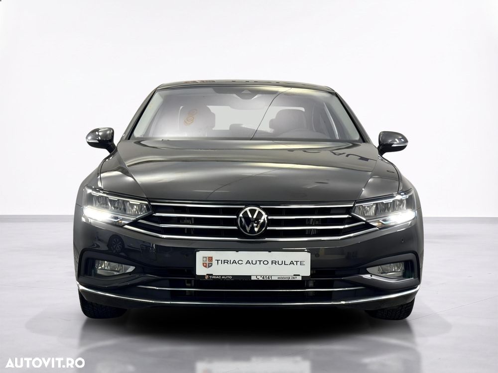 Volkswagen Passat 2.0 TDI DSG Highline - 9