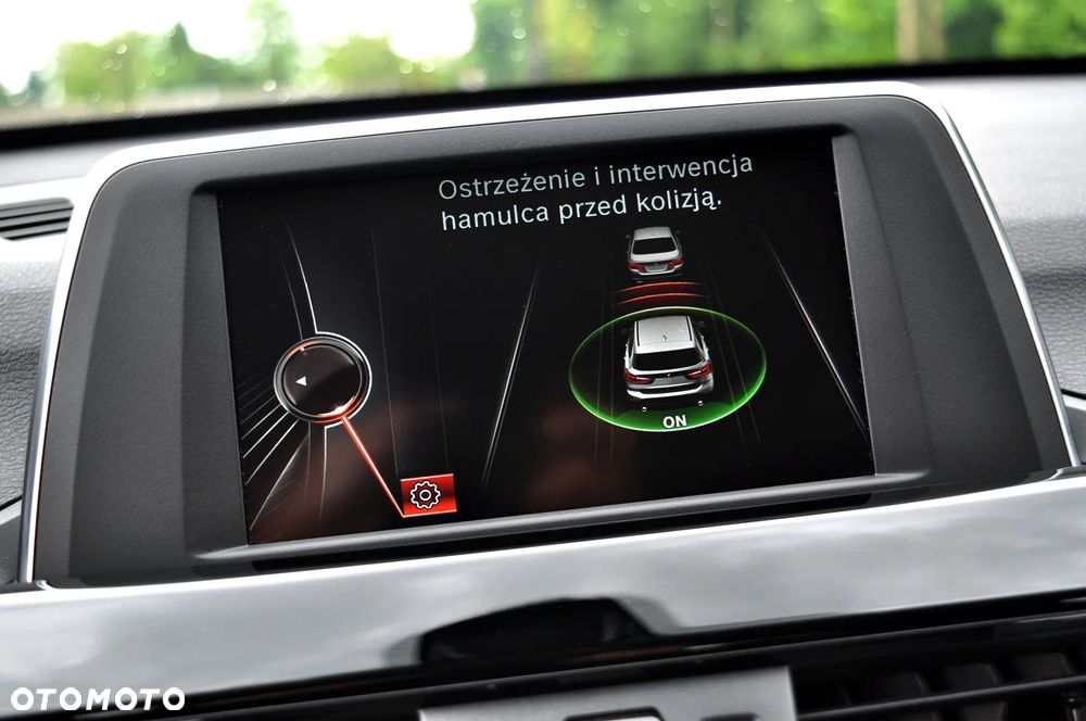 BMW X1 sDrive18d Sport Line - 26