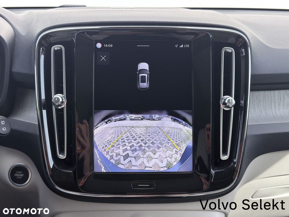 Volvo XC 40 - 27