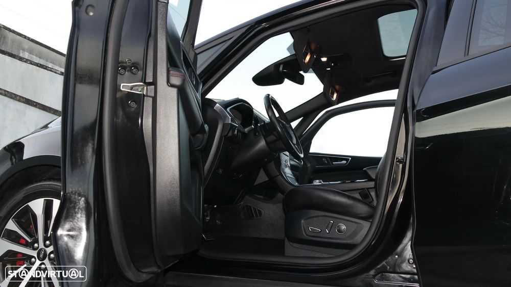 Ford S-Max 2.0 TDCi ST-Line AWD Powershift - 36