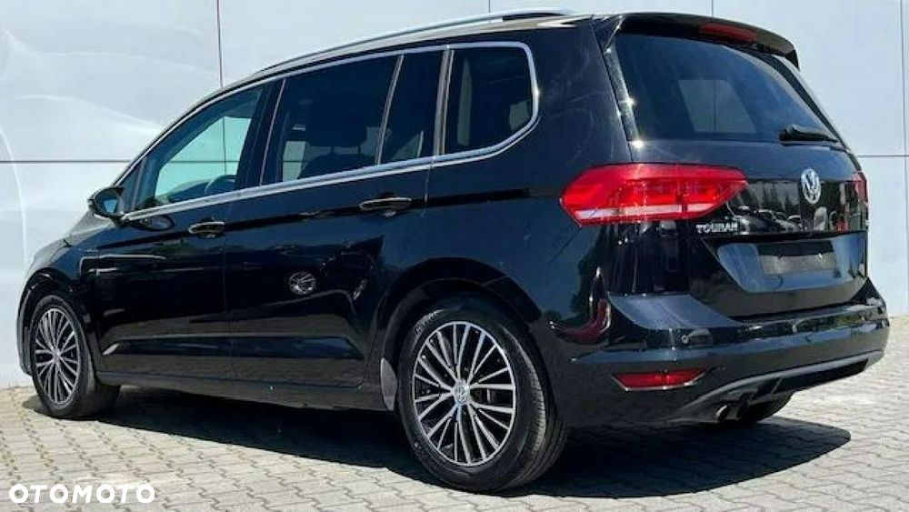 Volkswagen Touran 1.8 TSI BMT Highline DSG - 10