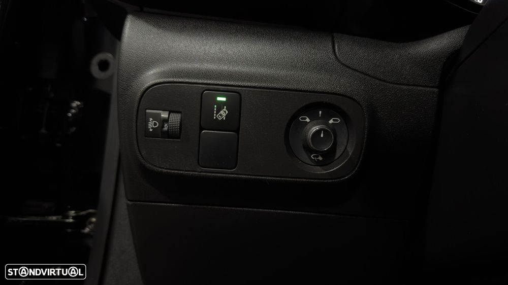 Citroën C3 Pure Tech Shine - 21