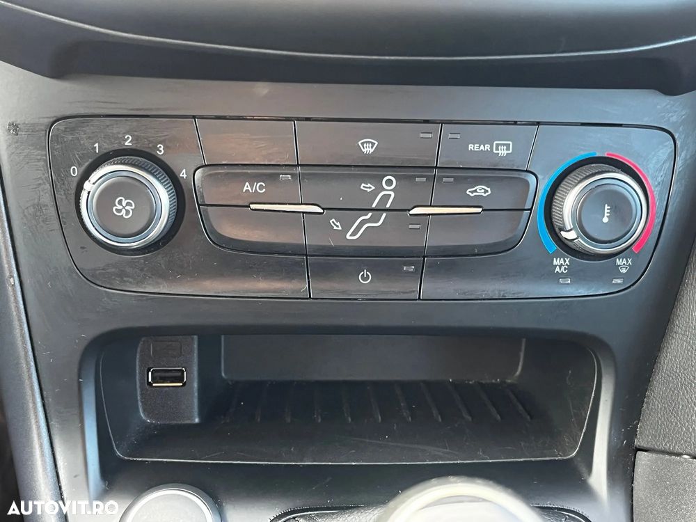 Ford Focus 1.0 EcoBoost Trend - 20