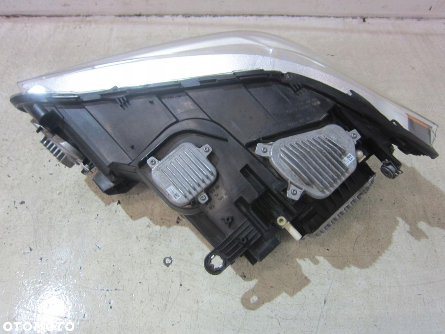 BMW X1 F48 2017R LAMPA PRZEDNIA PRZÓD PRAWA LED 7428740 USA 63117428740 - 9