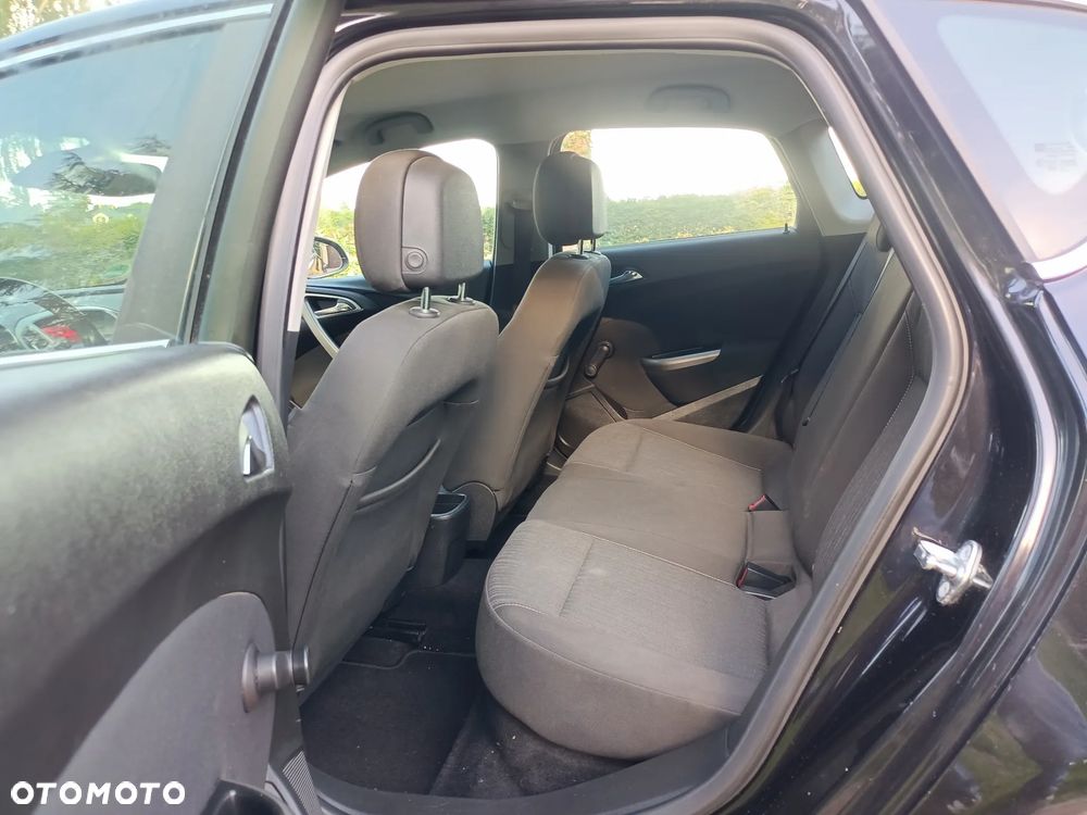 Opel Astra 1.6 Design Edition - 11