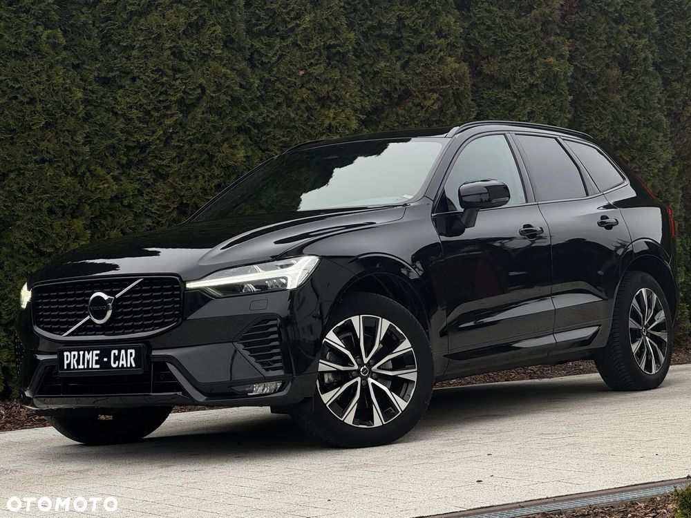 Volvo XC 60 B4 D AWD Plus Dark - 2